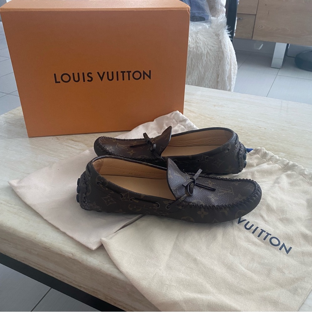 Louis Vuitton Beige Leather Interior